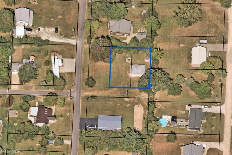 211 Orchard Lane, Kelleys Island, OH - Photo 2