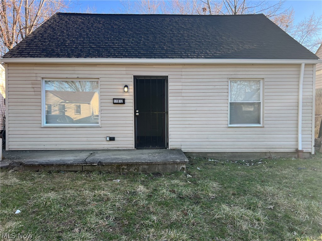 11912 Holborn Avenue, Cleveland, OH
