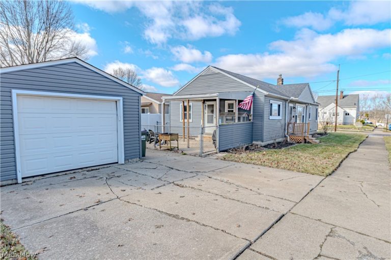 162 Mitchell Street, Barberton, OH - Photo 4