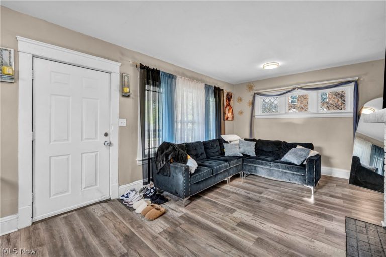 14413 Milverton Road, Cleveland, OH - Photo 5