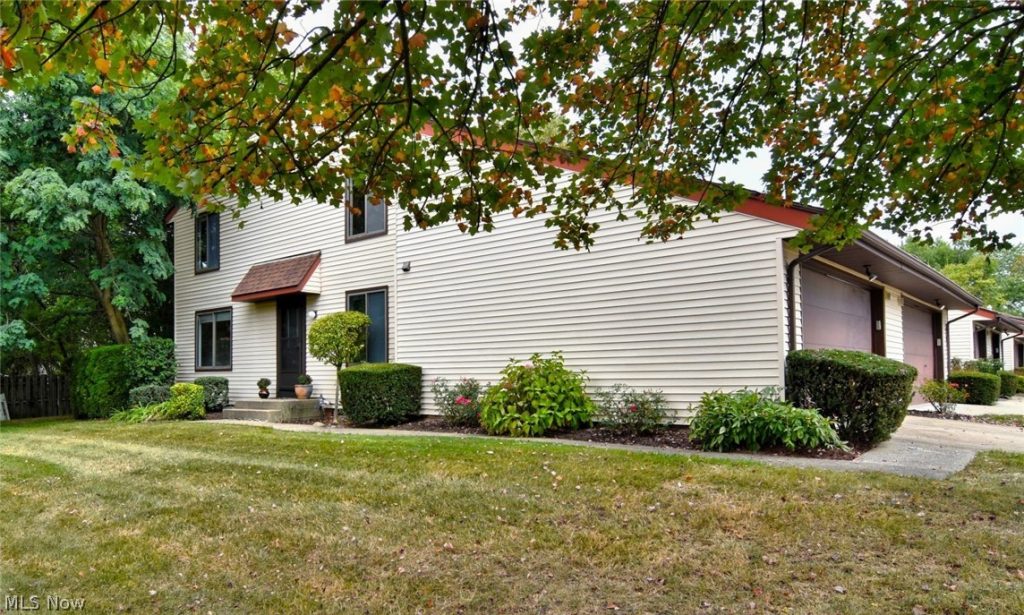 32623 Jefferson Drive, Solon, OH
