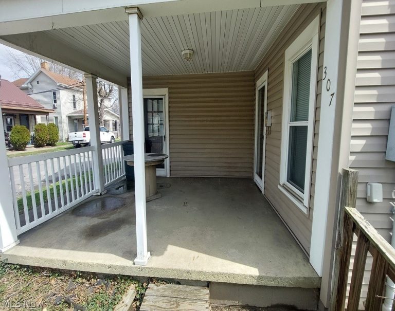 307 Freeman Street, Toronto, OH - Photo 2