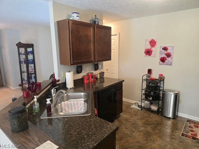 313 Breckenridge Oval, Elyria, OH - Photo 6
