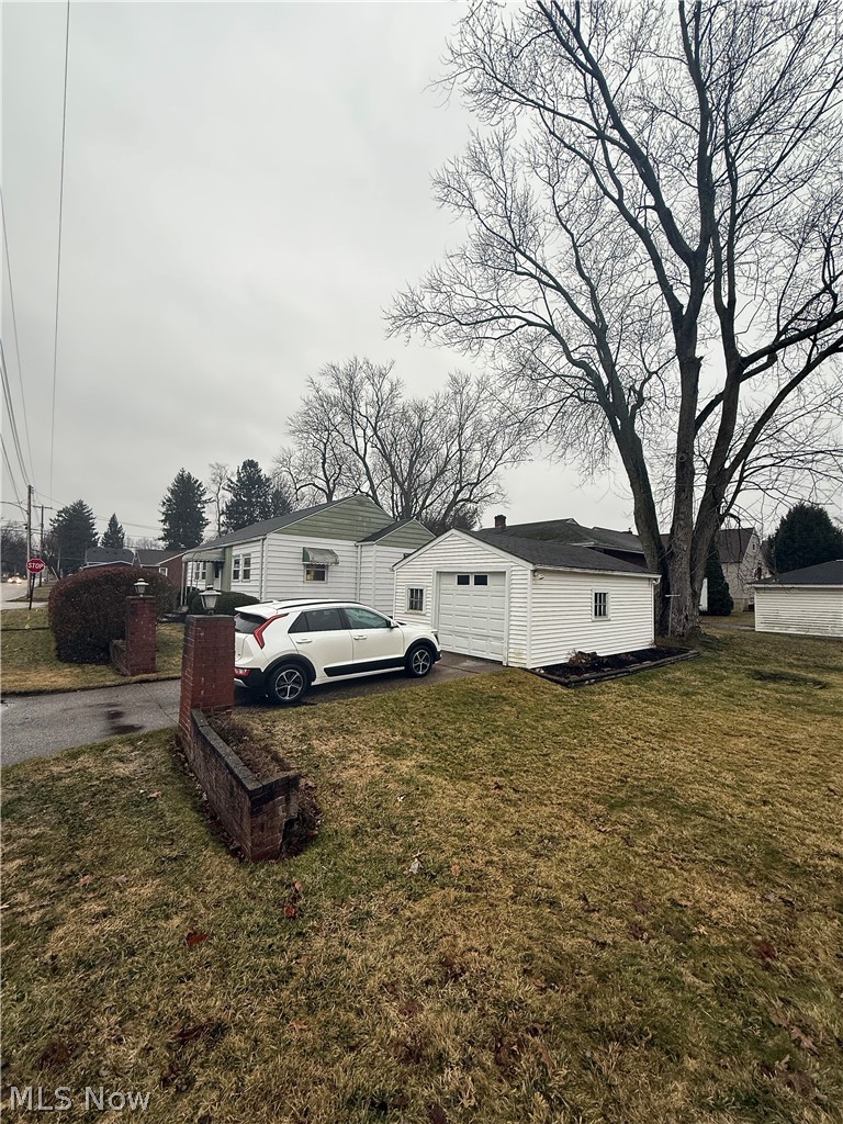 1288 Liberty Avenue, Barberton, OH - Photo 2