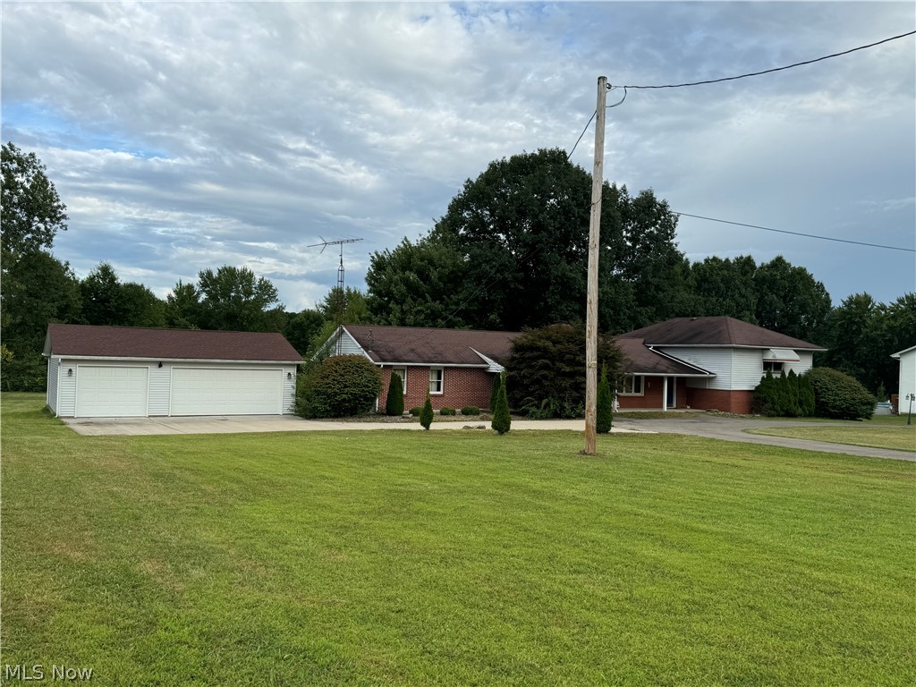 1717 Stillwagon Road, Niles, OH