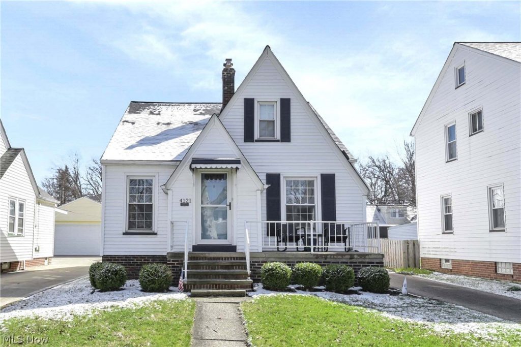4121 158th Street, Cleveland, OH