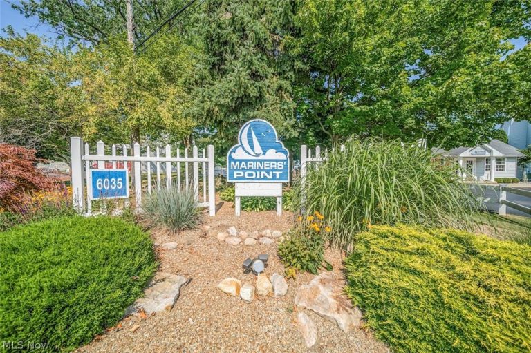 6035 Lake Road #423, Ashtabula, OH - Photo 4