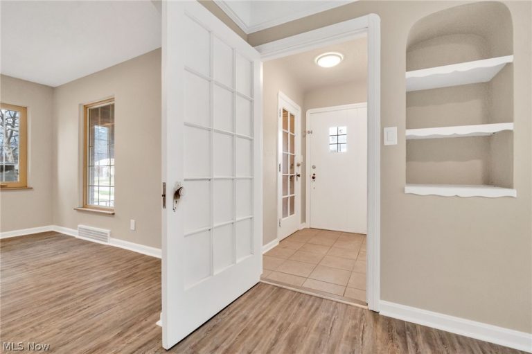 4870 14th Street, Cleveland, OH - Photo 3