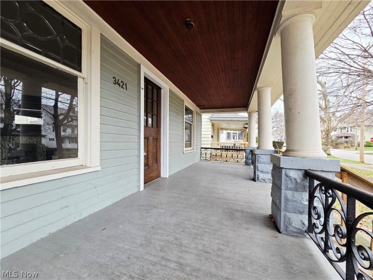 3421 Mapledale Avenue, Cleveland, OH - Photo 8