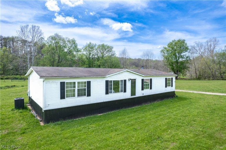 5762 Wadesville Road, Belleville, WV - Photo 4