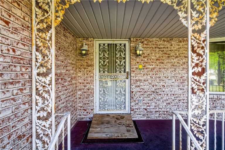5144 Old Colony Road, Warren, OH - Photo 8