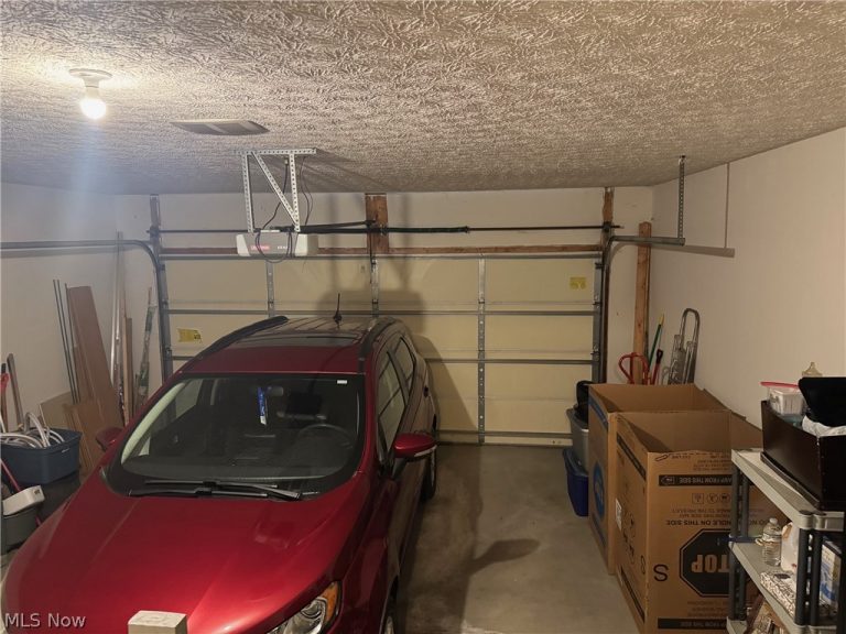 6651 130 Street, Parma Heights, OH - Photo 6