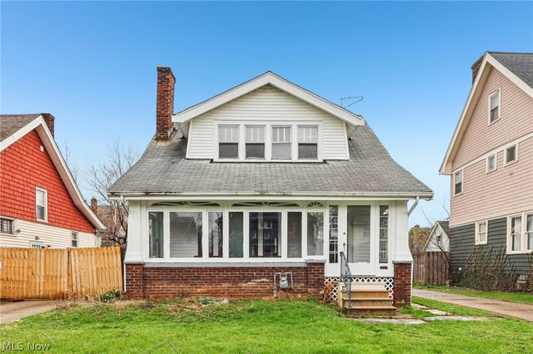 293 151 Street, Cleveland, OH, 44110