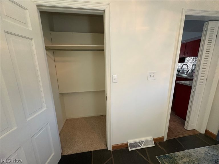 116 Bett Mar Lane, St Clairsville, OH - Photo 4