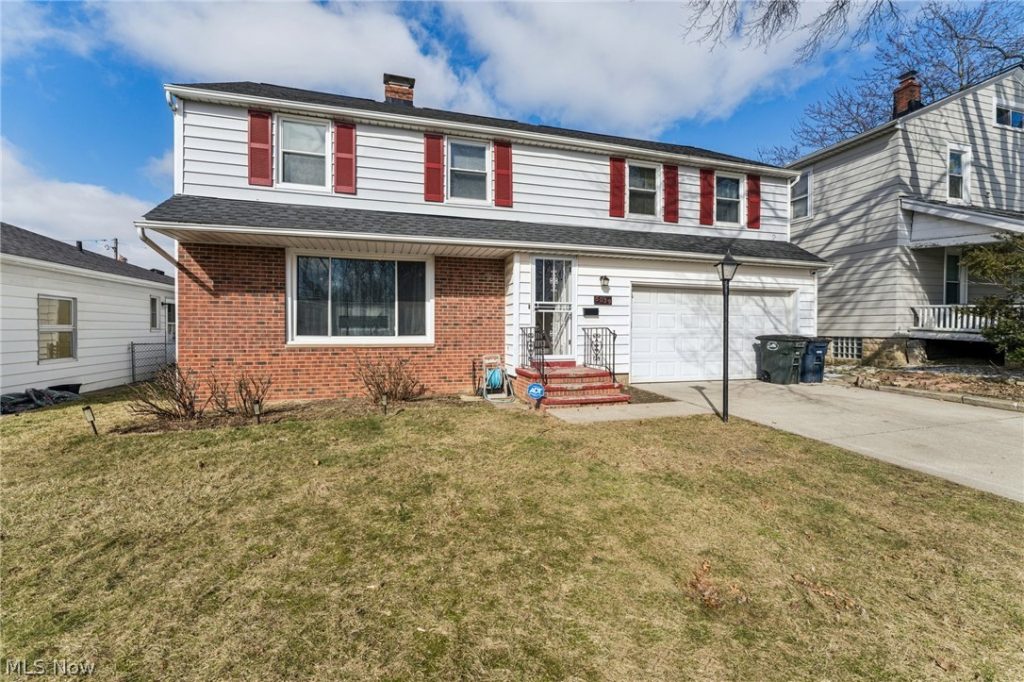 5039 Fairlawn Road, Lyndhurst, OH