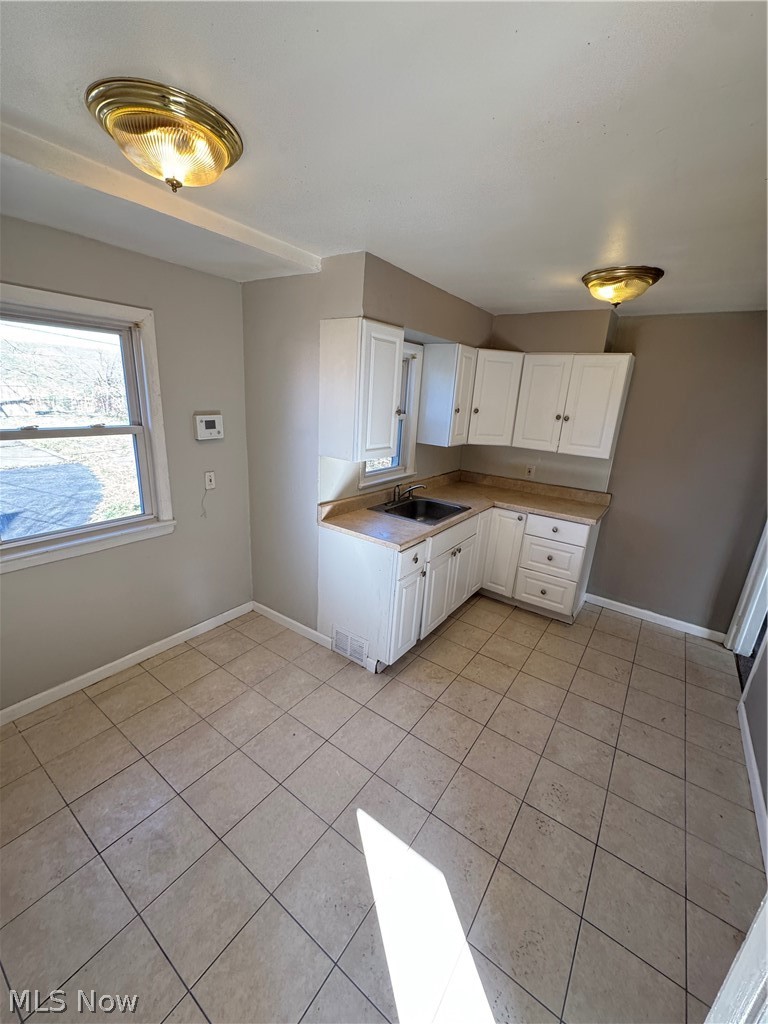 892 139th Street, Cleveland, OH - Photo 2