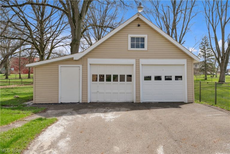 57 Charles Avenue, Boardman, OH - Photo 6