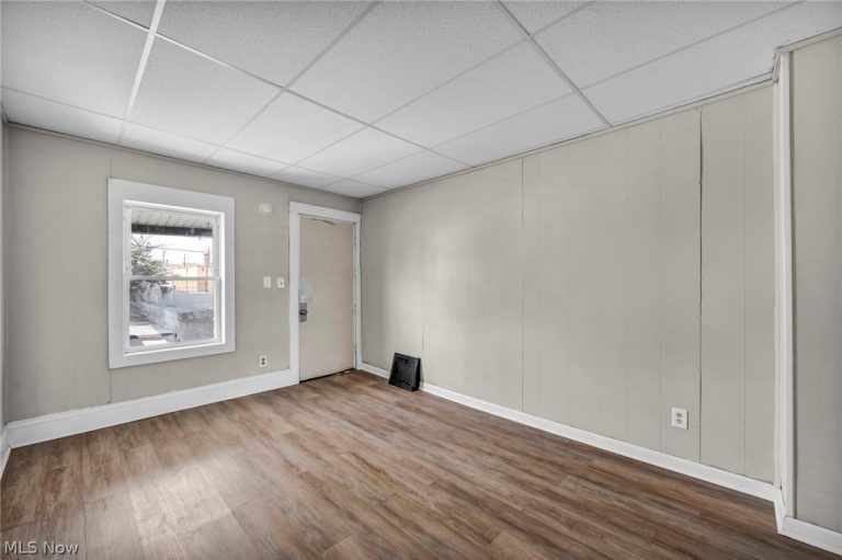 2917 Apple Avenue, Lorain, OH - Photo 6