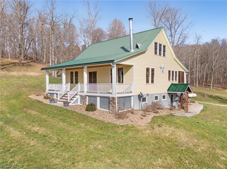 2210 Scroll Road, Carrollton, OH - Photo 3