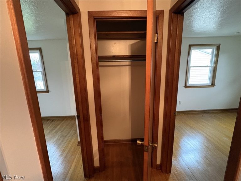 549 Montrose Avenue, Massillon, OH - Photo 5