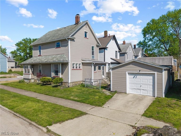 299 5th Street, Barberton, OH - Photo 2