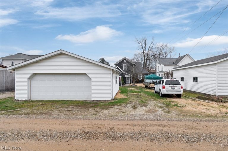 817 7th Street, Massillon, OH - Photo 4