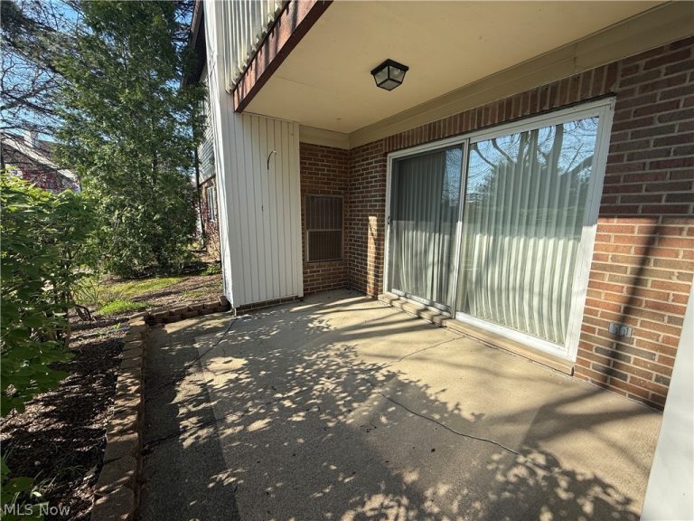 7122 Village Drive, Concord Twp, OH - Photo 3