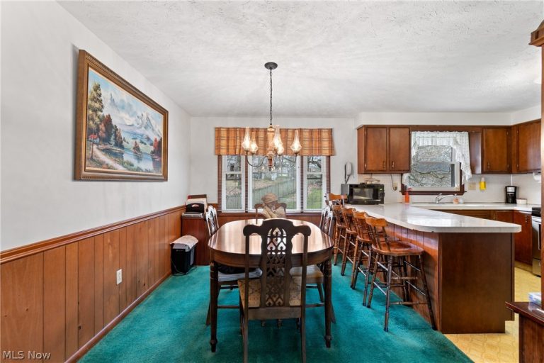 2892 Chadwick Street, Massillon, OH - Photo 8