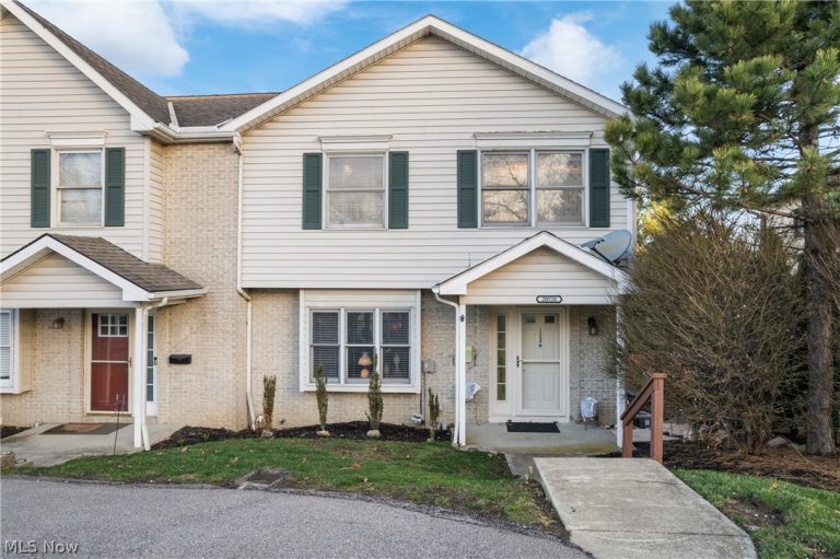 20520 Detroit Road, Rocky River, OH - Photo 4