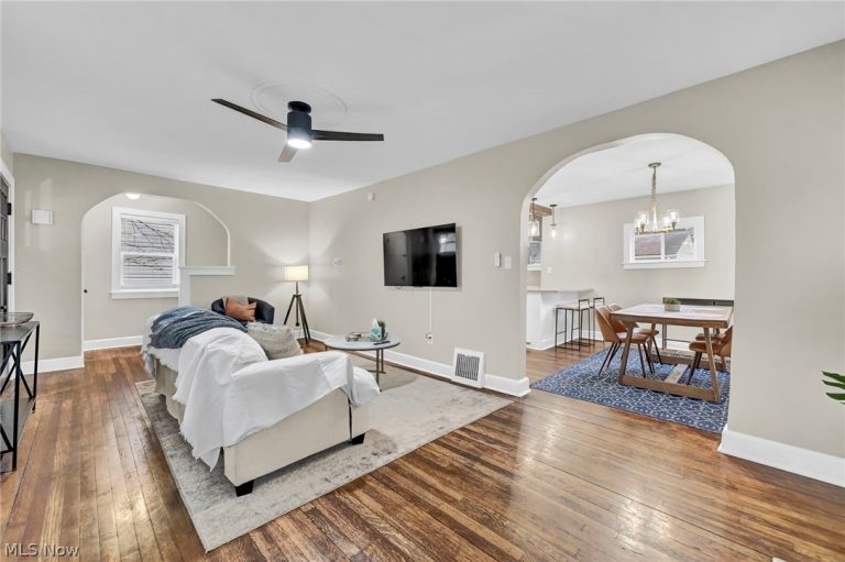 1243 Gorge Boulevard, Akron, OH - Photo 8