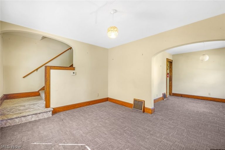 848 Longview Avenue, Akron, OH - Photo 5