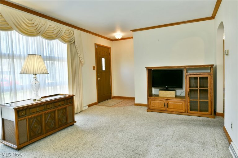 1737 Westwood Drive, Warren, OH - Photo 6