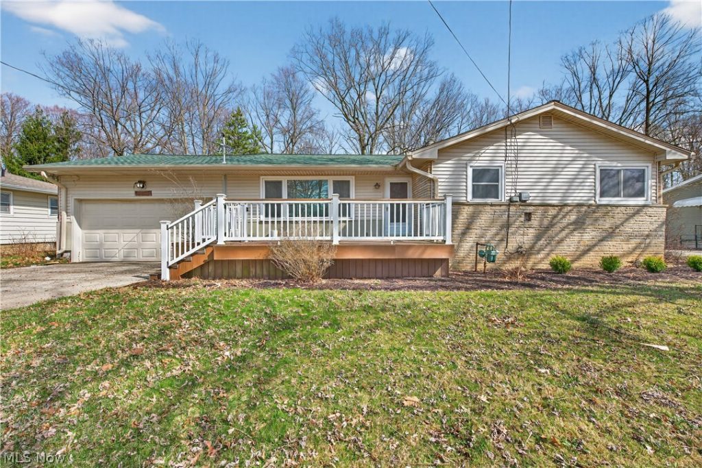 1143 Gary Boulevard, Brunswick, OH