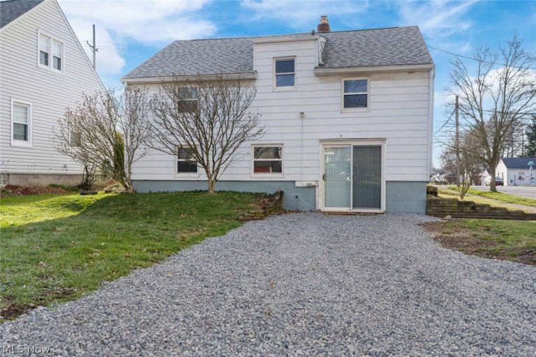 3041 Hudson Drive, Cuyahoga Falls, OH - Photo 3