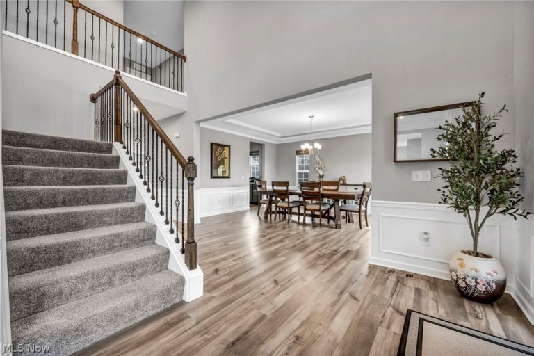 6559 Rosewood Trail, Hudson, OH - Photo 4
