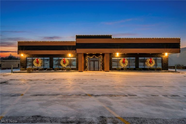 8425 Station Street, Mentor, OH - Photo 3