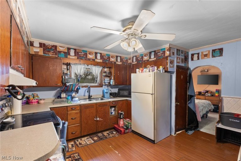 134 Coss Street, Dillonvale, OH - Photo 6