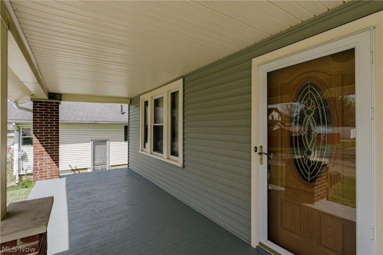 120 Gail Avenue, Massillon, OH - Photo 3