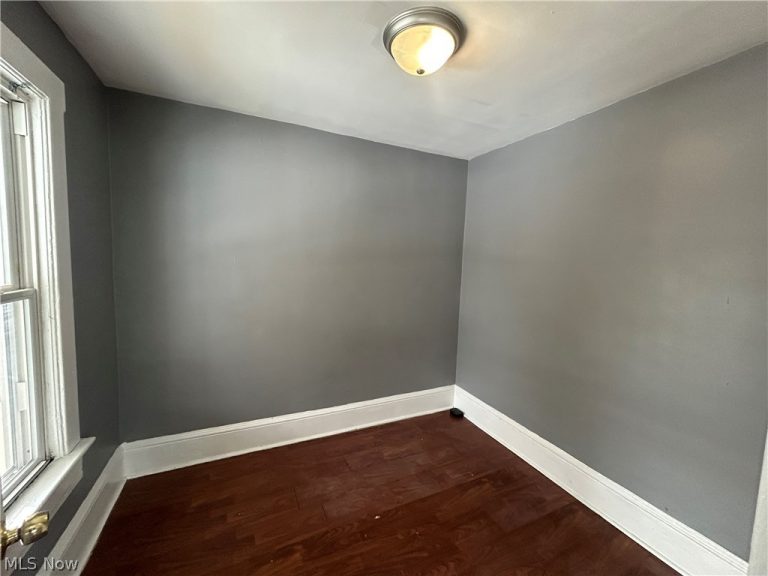 4704 Behrwald Avenue, Cleveland, OH - Photo 3