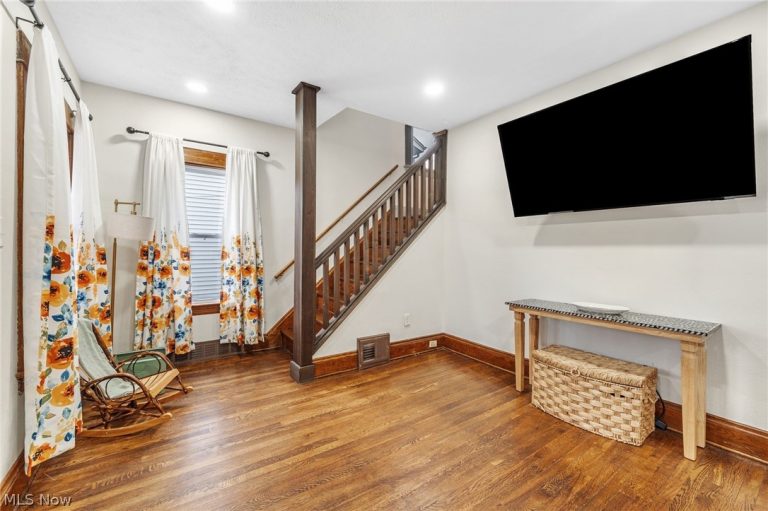 4311 Behrwald Avenue, Cleveland, OH - Photo 4