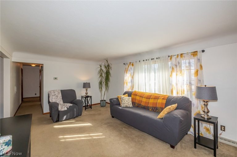 180 Leavitt Road, Amherst, OH - Photo 5