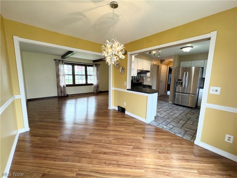 1945 Farmdale Avenue, Mineral Ridge, OH - Photo 6