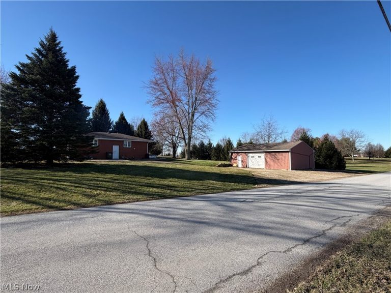1225 Barnard Road, Wooster, OH - Photo 2