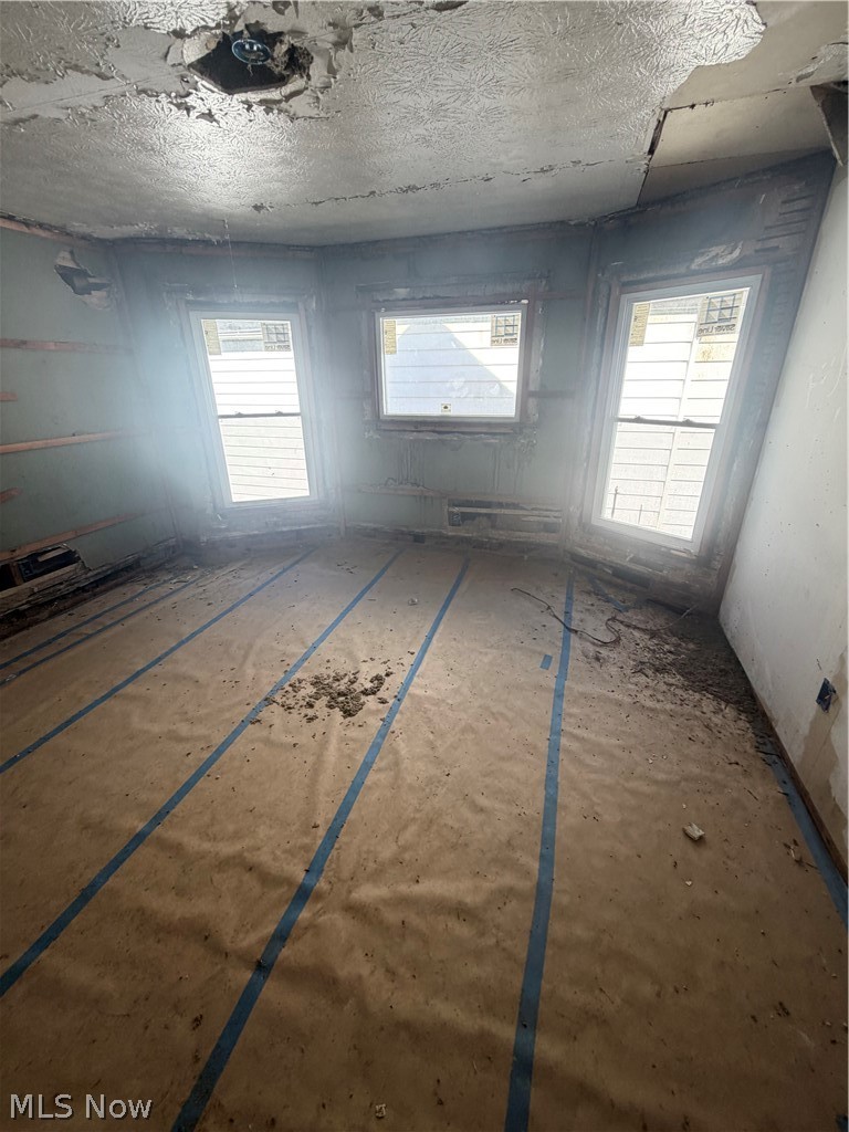 1919 Holmden Avenue, Cleveland, OH - Photo 4