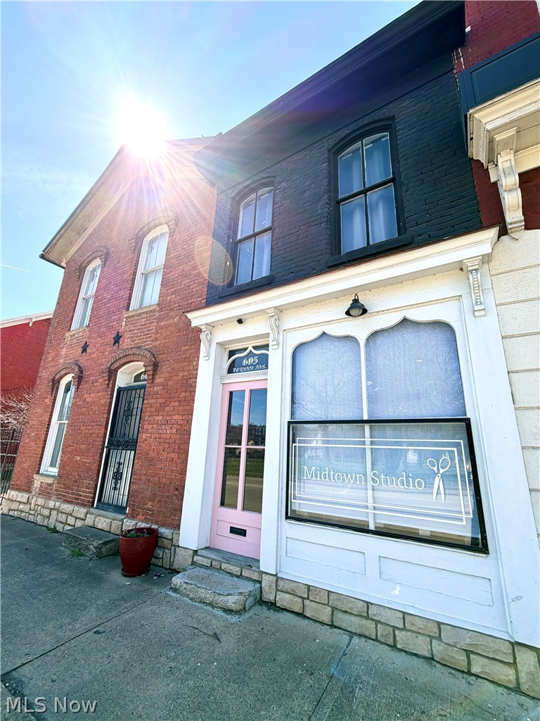 605 Putnam Avenue, Zanesville, OH - Photo 2