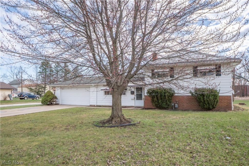 5619 Meadow Lane, Bedford, OH