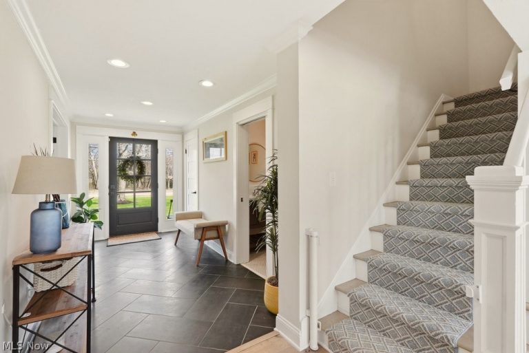 29126 Shaker Boulevard, Cleveland, OH - Photo 6