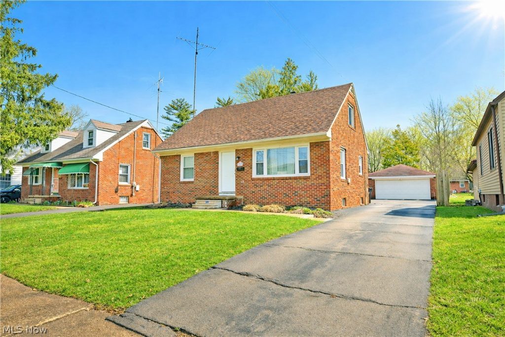 1153 Meadowbrook Avenue, Warren, OH