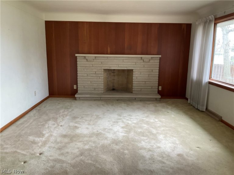 4257 Claridge Drive, Youngstown, OH - Photo 3