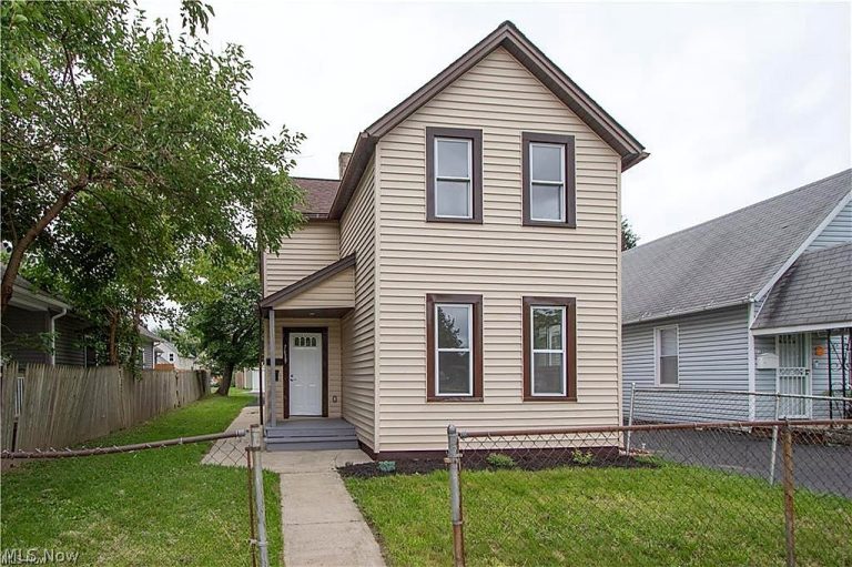 7619 Lawn Avenue, Cleveland, OH, 44102